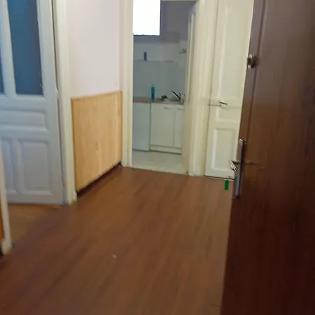 Trois Pieces Etage 1 Proche Du Centre Apartment